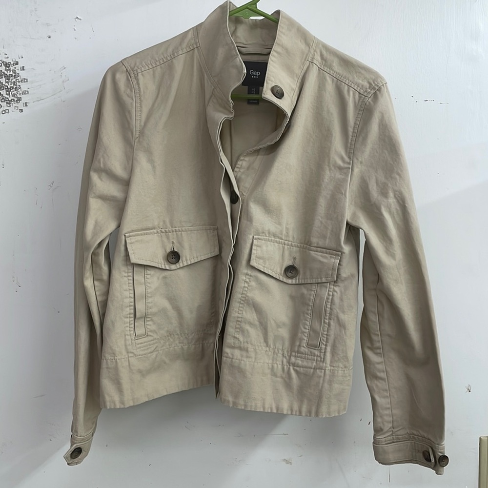 GAP womens lightweight jacket TAN Size Small